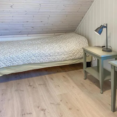 3 Bedroom Stunning In *