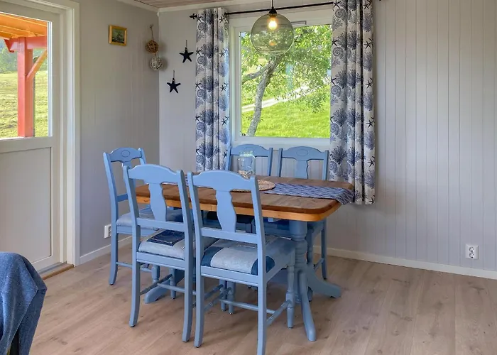 3 Bedroom Stunning In *