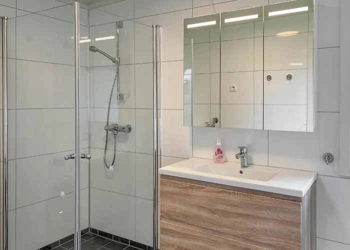 3 Bedroom Stunning In * Fiksdal